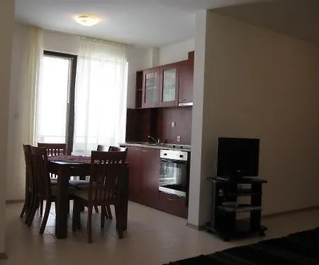 Aparthotel Sveti Stefan 3*
