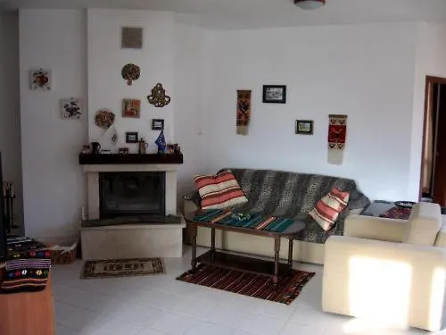 Sveti Stefan Apartmanhotel 3*